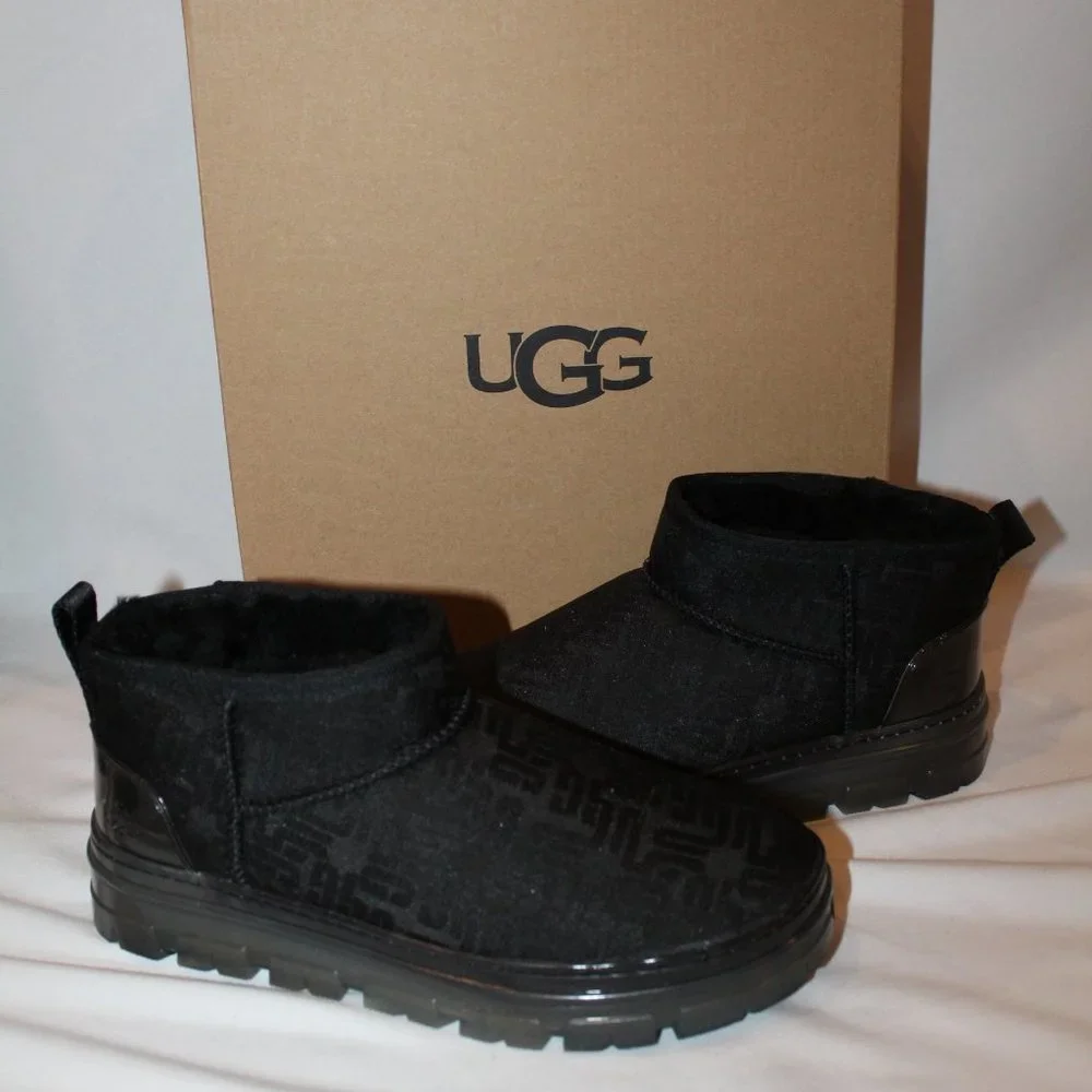 NEW‎ UGG WOMEN'S ULTRA MINI ALL OVER LOGO PLATFORM ANKLE BOOTS BLACK